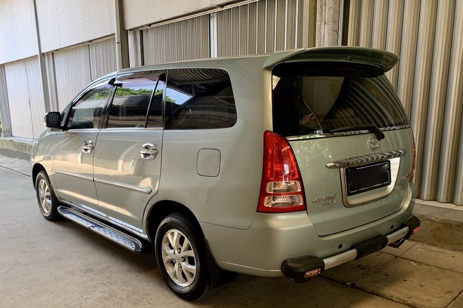 Toyota Innova MUV